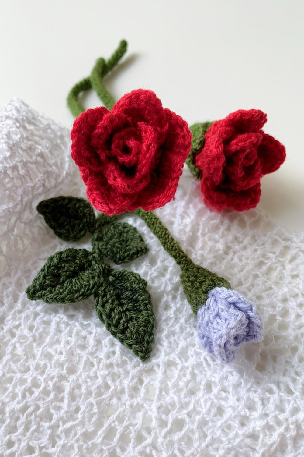 Rote Rosen Häkelmuster