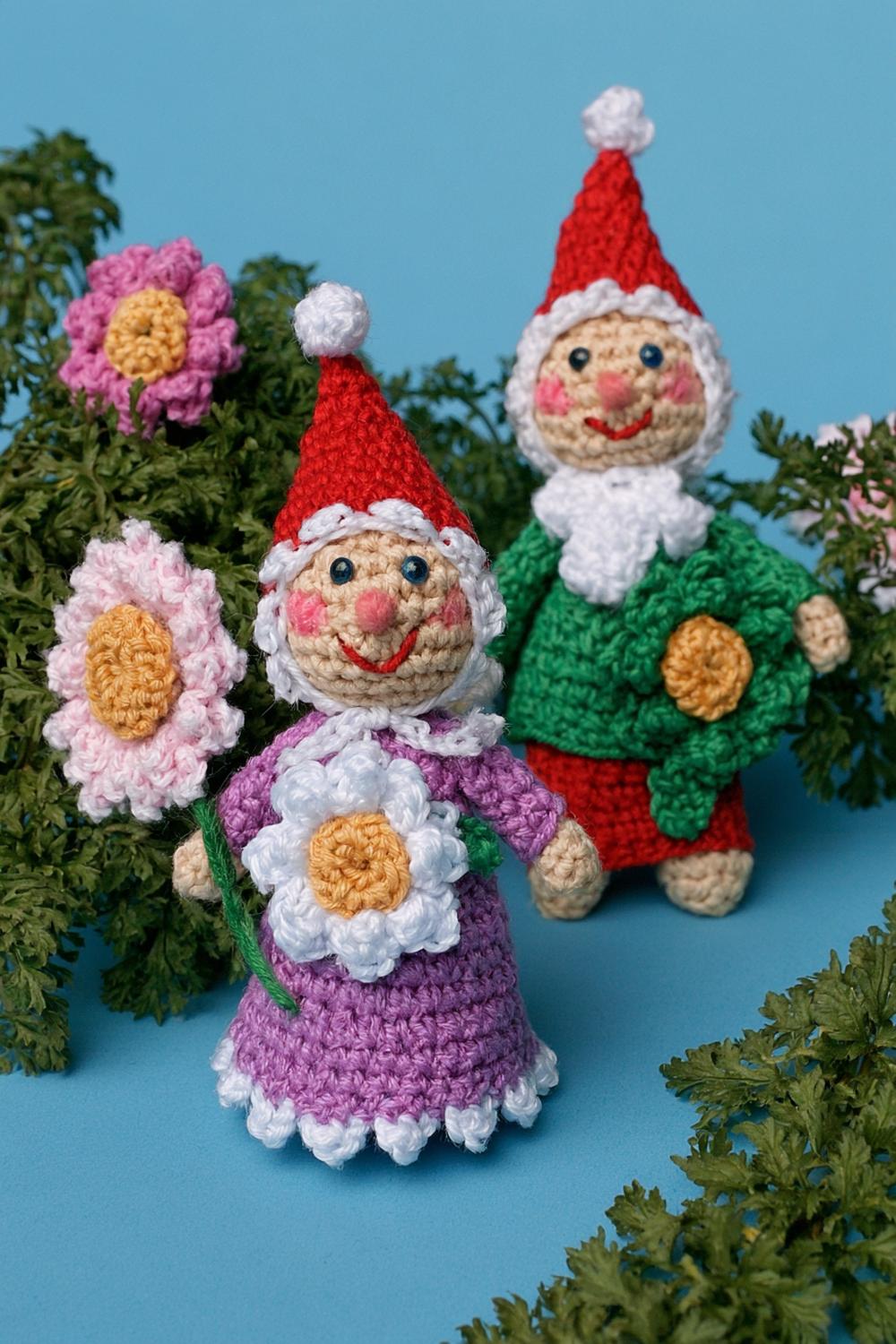 Weihnachtswichtel mit Blumen